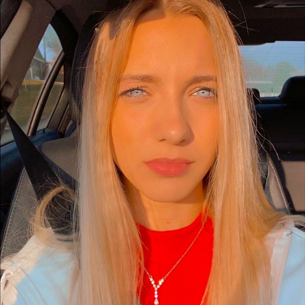 Meet your Posher, Makenzee